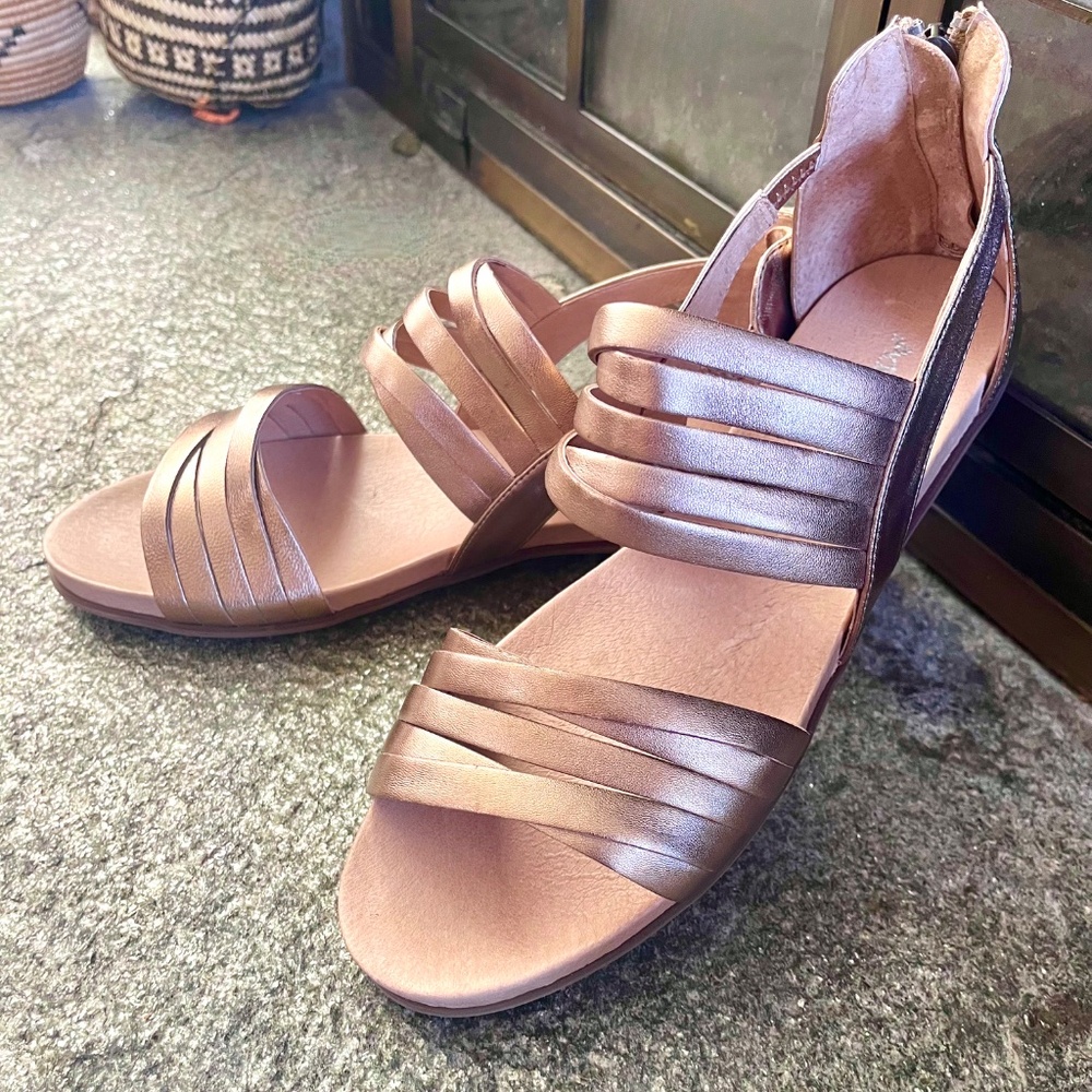 Antelope Remmi Sandals, Napa Metallic Bronze, Size 40, Storage Bag
